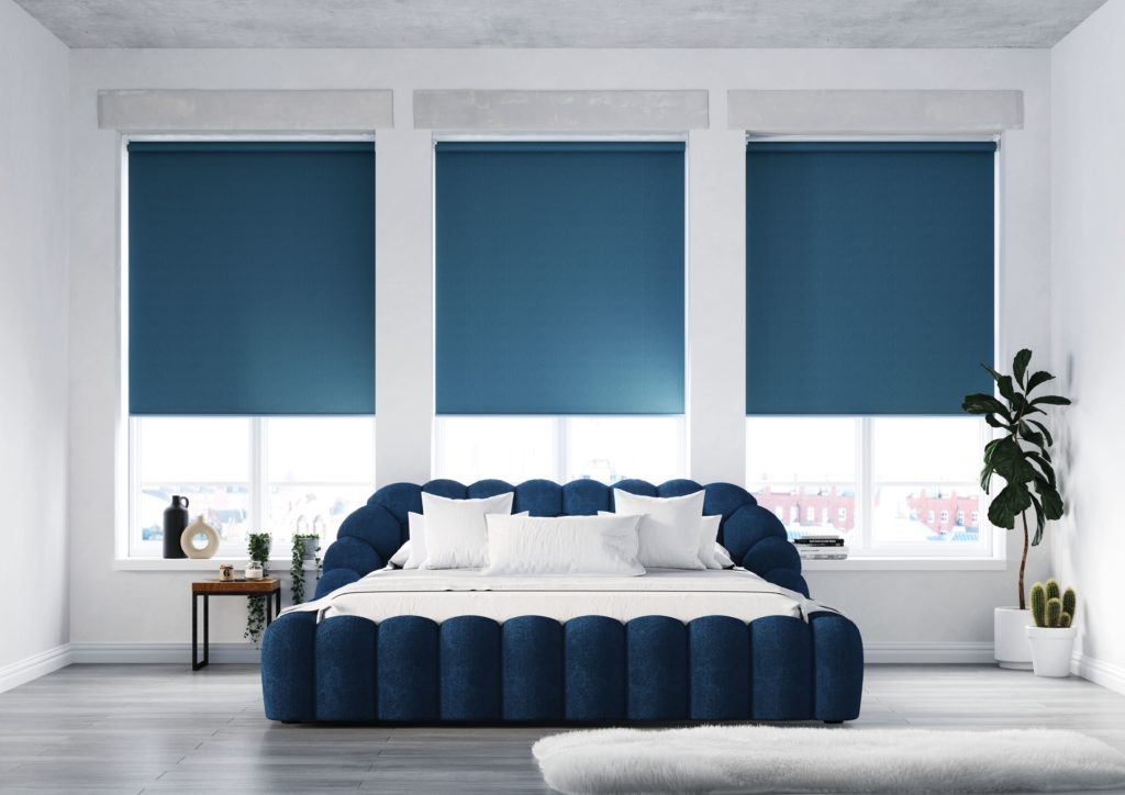 Blackout bedroom blinds